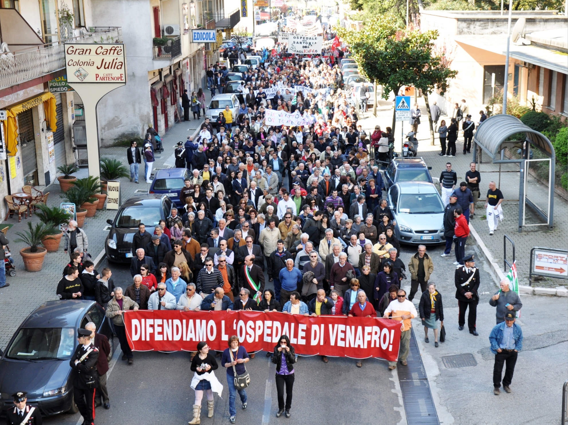 manifestazione-ospedale-4-aprile-2009