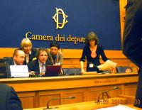 Ingrandisci immagine di Roma il 19 marzo nella sala stampa della Camera